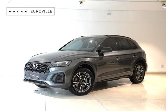 AUDI Q5 2.0 55 TFSIE PHEV PERFORMANCE BLACK QUATTRO S TRONIC AUDI Q5 2.0 55 TFSIE PHEV PERFORMANCE BLACK QUATTRO S TRONIC